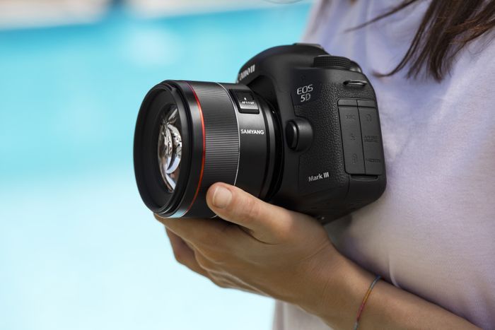 Change the Standard AF 85mm F1.4 EF